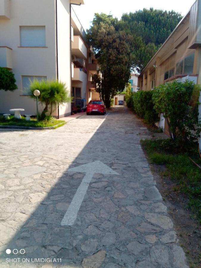 Caravel Appartamentini Lido di Camaiore Dış mekan fotoğraf